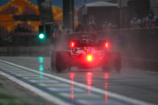 Lewis Hamilton (GBR) Mercedes AMG F1 W11.
14.11.2020. Formula 1 World Championship, Rd 14, Turkish Grand Prix, Istanbul, Turkey, Qualifying Day.
- www.xpbimages.com, EMail: requests@xpbimages.com © Copyright: Charniaux / XPB Images