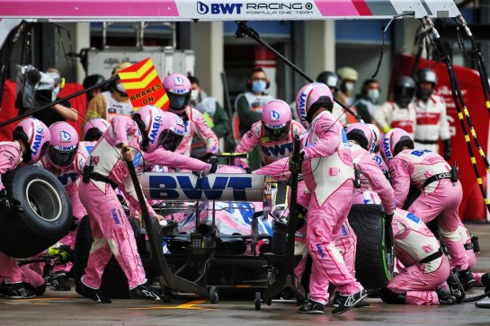 Lance Stroll (CDN) Racing Point F1 Team RP20 makes a pit stop.
15.11.2020. Formula 1 World Championship, Rd 14, Turkish Grand Prix, Istanbul, Turkey, Race Day.
- www.xpbimages.com, EMail: requests@xpbimages.com © Copyright: Charniaux / XPB Images