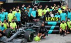 Race winner and World Champion Lewis Hamilton (GBR) Mercedes AMG F1 celebrates with the team.
