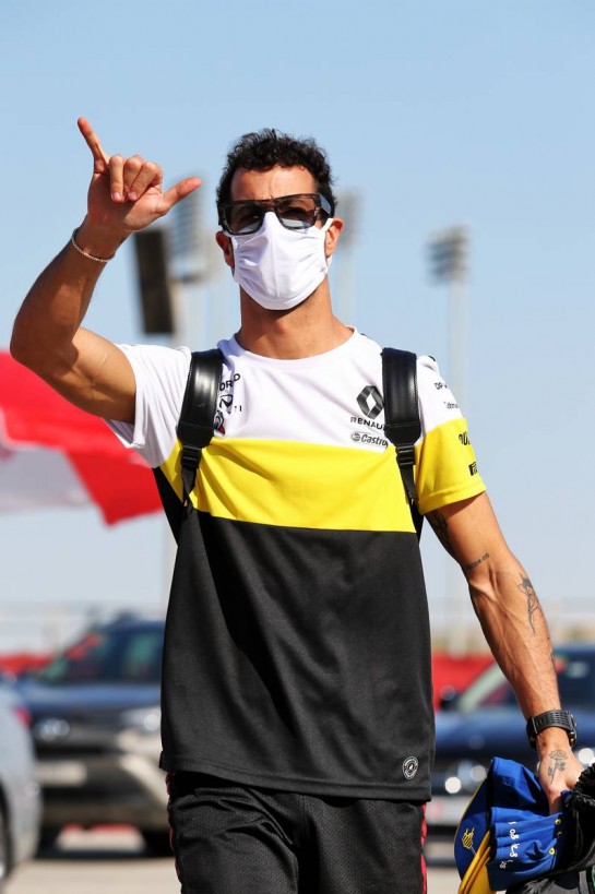 Daniel Ricciardo (AUS) Renault F1 Team.
26.11.2020. Formula 1 World Championship, Rd 15, Bahrain Grand Prix, Sakhir, Bahrain, Preparation Day.
- www.xpbimages.com, EMail: requests@xpbimages.com © Copyright: Moy / XPB Images