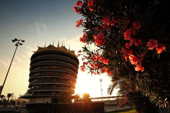 Circuit atmosphere - sunset.
26.11.2020. Formula 1 World Championship, Rd 15, Bahrain Grand Prix, Sakhir, Bahrain, Preparation Day.
- www.xpbimages.com, EMail: requests@xpbimages.com © Copyright: Moy / XPB Images