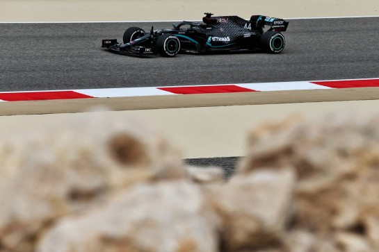 Lewis Hamilton (GBR) Mercedes AMG F1 W11.
27.11.2020. Formula 1 World Championship, Rd 15, Bahrain Grand Prix, Sakhir, Bahrain, Practice Day
- www.xpbimages.com, EMail: requests@xpbimages.com © Copyright: Moy / XPB Images
