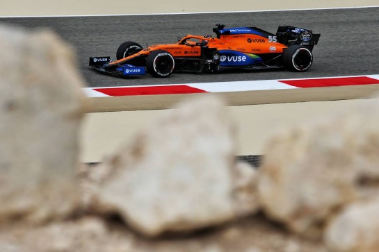 Carlos Sainz Jr (ESP) McLaren MCL35.
27.11.2020. Formula 1 World Championship, Rd 15, Bahrain Grand Prix, Sakhir, Bahrain, Practice Day
- www.xpbimages.com, EMail: requests@xpbimages.com © Copyright: Moy / XPB Images