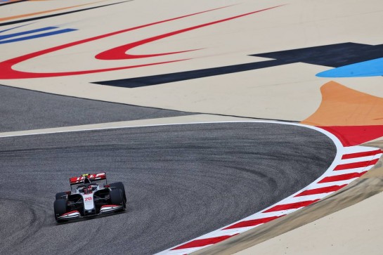 Kevin Magnussen (DEN) Haas VF-20.
27.11.2020. Formula 1 World Championship, Rd 15, Bahrain Grand Prix, Sakhir, Bahrain, Practice Day
- www.xpbimages.com, EMail: requests@xpbimages.com © Copyright: Moy / XPB Images