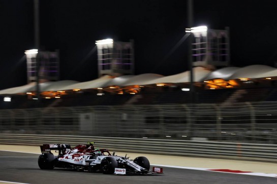 Antonio Giovinazzi (ITA) Alfa Romeo Racing C39.
27.11.2020. Formula 1 World Championship, Rd 15, Bahrain Grand Prix, Sakhir, Bahrain, Practice Day
- www.xpbimages.com, EMail: requests@xpbimages.com © Copyright: Batchelor / XPB Images
