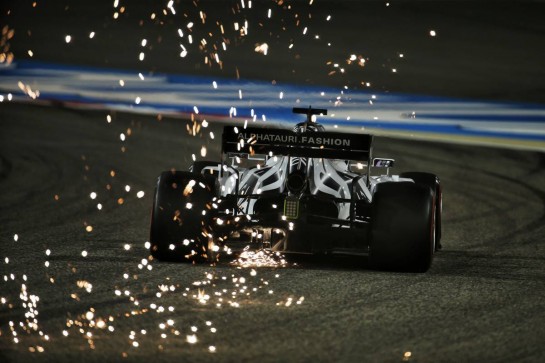 Daniil Kvyat (RUS) AlphaTauri AT01 sends sparks flying.
28.11.2020. Formula 1 World Championship, Rd 15, Bahrain Grand Prix, Sakhir, Bahrain, Qualifying Day.
- www.xpbimages.com, EMail: requests@xpbimages.com © Copyright: Batchelor / XPB Images