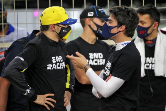 Esteban Ocon (FRA) Renault F1 Team and Lance Stroll (CDN) Racing Point F1 Team on the grid.
29.11.2020. Formula 1 World Championship, Rd 15, Bahrain Grand Prix, Sakhir, Bahrain, Race Day.
- www.xpbimages.com, EMail: requests@xpbimages.com © Copyright: Batchelor / XPB Images