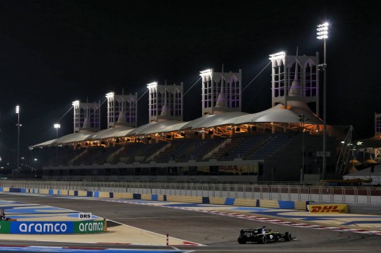 Daniel Ricciardo (AUS) Renault F1 Team RS20.
29.11.2020. Formula 1 World Championship, Rd 15, Bahrain Grand Prix, Sakhir, Bahrain, Race Day.
- www.xpbimages.com, EMail: requests@xpbimages.com © Copyright: Moy / XPB Images