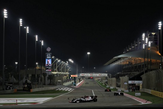 Antonio Giovinazzi (ITA) Alfa Romeo Racing C39.
29.11.2020. Formula 1 World Championship, Rd 15, Bahrain Grand Prix, Sakhir, Bahrain, Race Day.
- www.xpbimages.com, EMail: requests@xpbimages.com © Copyright: Batchelor / XPB Images