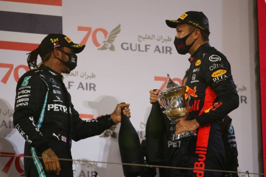 1st place Lewis Hamilton (GBR) Mercedes AMG F1 W11 and 3rd place Alexander Albon (THA) Red Bull Racing RB16.
29.11.2020. Formula 1 World Championship, Rd 15, Bahrain Grand Prix, Sakhir, Bahrain, Race Day.
- www.xpbimages.com, EMail: requests@xpbimages.com © Copyright: Batchelor / XPB Images