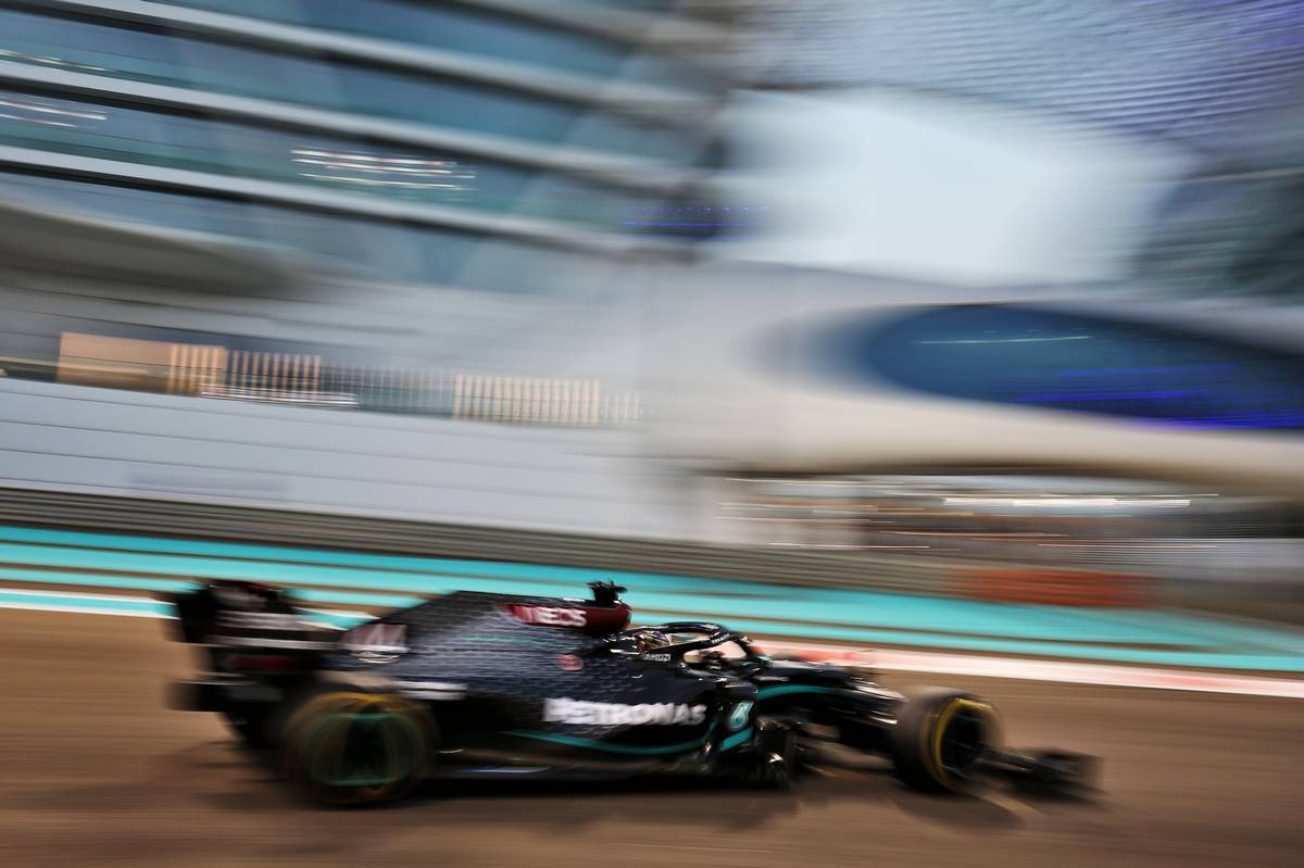 Lewis Hamilton (GBR) Mercedes AMG F1 W11. 12.12.2020. Formula 1 World Championship, Rd 17, Abu Dhabi Grand Prix, Yas Marina Circuit