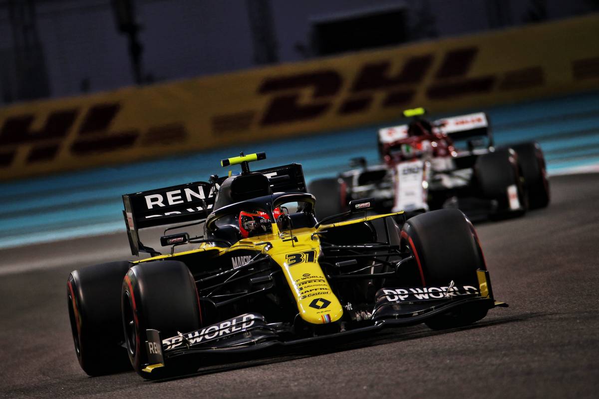 Esteban Ocon (FRA) Renault F1 Team RS20. 12.12.2020. Formula 1 World Championship, Rd 17, Abu Dhabi Grand Prix