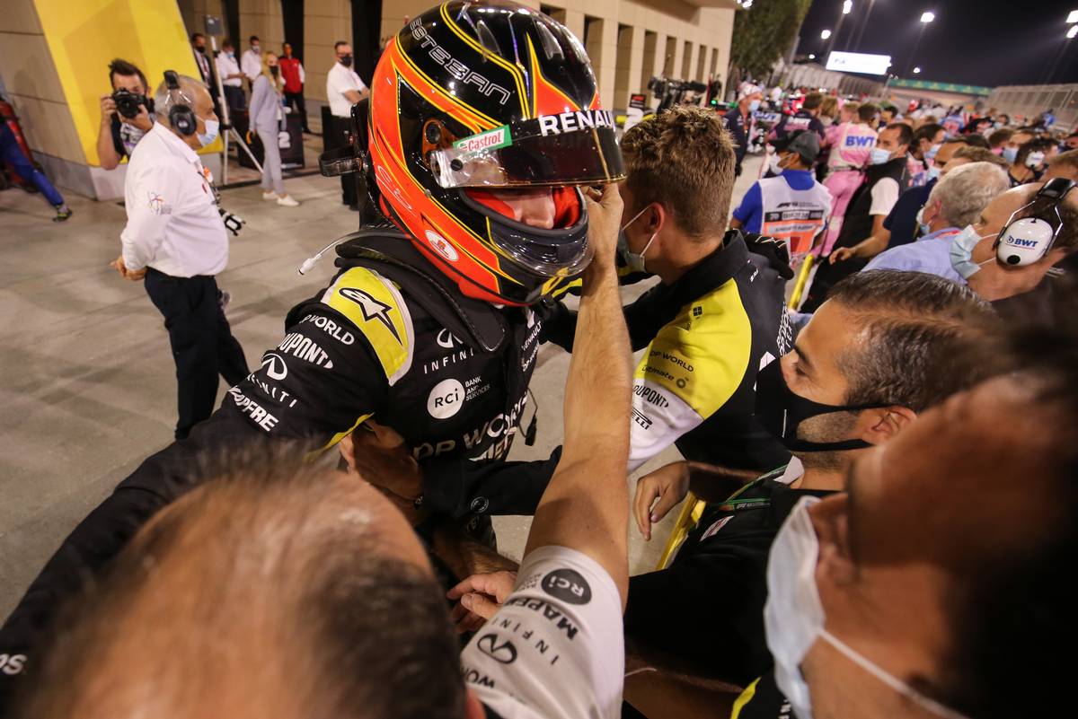 Esteban Ocon (FRA) Renault F1 Team celebrates his second position with the team. 06.12.2020. Formula 1 World Championship, Rd 16, Sakhir Grand Prix