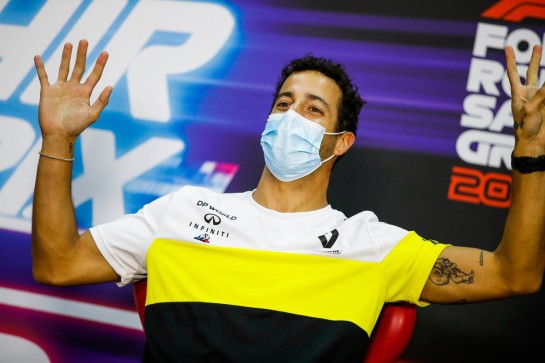 Daniel Ricciardo (AUS) Renault F1 Team in the FIA Press Conference.
03.12.2020. Formula 1 World Championship, Rd 16, Sakhir Grand Prix, Sakhir, Bahrain, Preparation Day.
- www.xpbimages.com, EMail: requests@xpbimages.com © Copyright: FIA Pool Image for Editorial Use Only