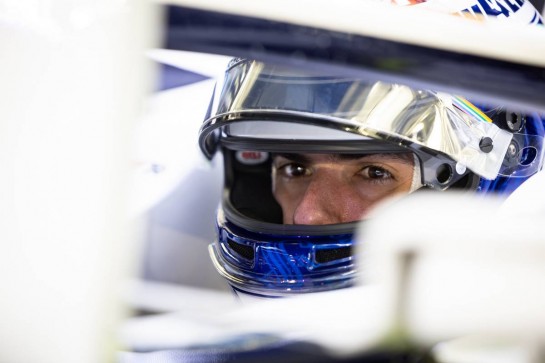 Nicholas Latifi (CDN) Williams Racing FW43.
04.12.2020. Formula 1 World Championship, Rd 16, Sakhir Grand Prix, Sakhir, Bahrain, Practice Day
- www.xpbimages.com, EMail: requests@xpbimages.com © Copyright: Bearne / XPB Images