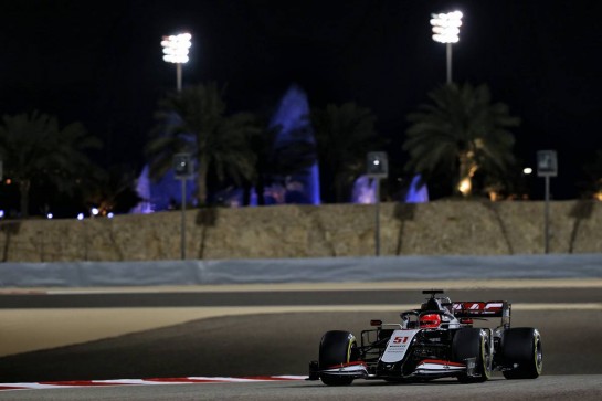 Pietro Fittipaldi (BRA) Haas VF-19.
04.12.2020. Formula 1 World Championship, Rd 16, Sakhir Grand Prix, Sakhir, Bahrain, Practice Day
- www.xpbimages.com, EMail: requests@xpbimages.com © Copyright: Batchelor / XPB Images