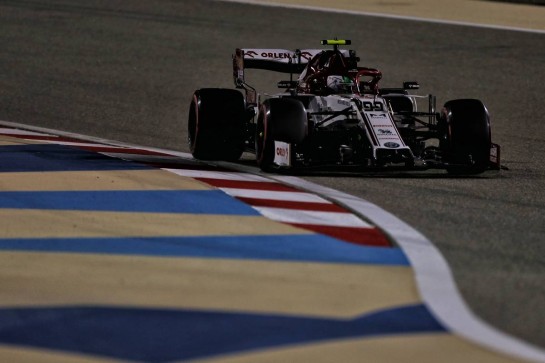 Antonio Giovinazzi (ITA) Alfa Romeo Racing C39.
04.12.2020. Formula 1 World Championship, Rd 16, Sakhir Grand Prix, Sakhir, Bahrain, Practice Day
- www.xpbimages.com, EMail: requests@xpbimages.com © Copyright: Moy / XPB Images
