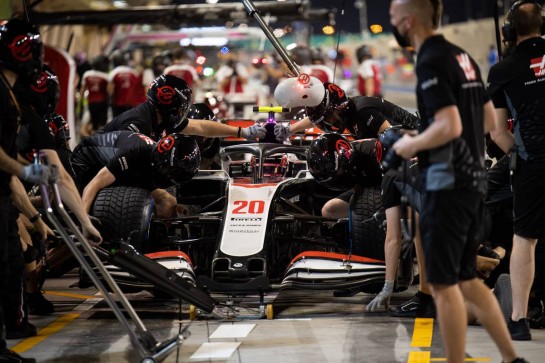 Kevin Magnussen (DEN) Haas VF-20.
04.12.2020. Formula 1 World Championship, Rd 16, Sakhir Grand Prix, Sakhir, Bahrain, Practice Day
- www.xpbimages.com, EMail: requests@xpbimages.com © Copyright: Bearne / XPB Images
