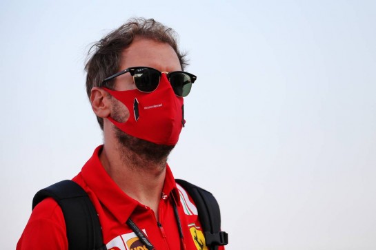 Sebastian Vettel (GER) Ferrari.
05.12.2020. Formula 1 World Championship, Rd 16, Sakhir Grand Prix, Sakhir, Bahrain, Qualifying Day.
- www.xpbimages.com, EMail: requests@xpbimages.com © Copyright: Batchelor / XPB Images