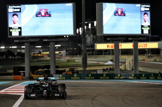 Lewis Hamilton (GBR) Mercedes AMG F1 W11.
11.12.2020. Formula 1 World Championship, Rd 17, Abu Dhabi Grand Prix, Yas Marina Circuit, Abu Dhabi, Practice Day.
- www.xpbimages.com, EMail: requests@xpbimages.com © Copyright: Batchelor / XPB Images