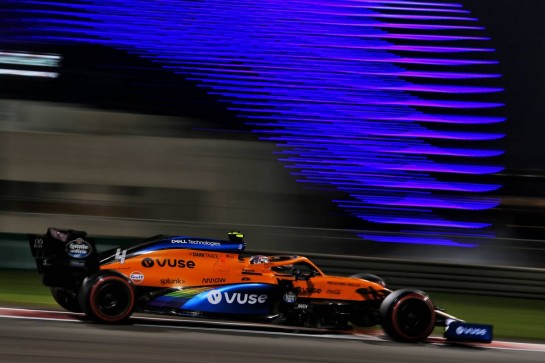 Lando Norris (GBR) McLaren MCL35.
11.12.2020. Formula 1 World Championship, Rd 17, Abu Dhabi Grand Prix, Yas Marina Circuit, Abu Dhabi, Practice Day.
- www.xpbimages.com, EMail: requests@xpbimages.com © Copyright: Moy / XPB Images