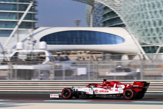 Kimi Raikkonen (FIN) Alfa Romeo Racing C39.
12.12.2020. Formula 1 World Championship, Rd 17, Abu Dhabi Grand Prix, Yas Marina Circuit, Abu Dhabi, Qualifying Day.
- www.xpbimages.com, EMail: requests@xpbimages.com © Copyright: Batchelor / XPB Images