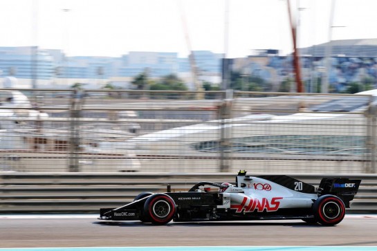 Kevin Magnussen (DEN) Haas VF-20.
12.12.2020. Formula 1 World Championship, Rd 17, Abu Dhabi Grand Prix, Yas Marina Circuit, Abu Dhabi, Qualifying Day.
- www.xpbimages.com, EMail: requests@xpbimages.com © Copyright: Batchelor / XPB Images