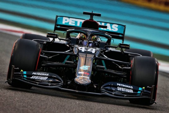 Lewis Hamilton (GBR) Mercedes AMG F1 W11.
12.12.2020. Formula 1 World Championship, Rd 17, Abu Dhabi Grand Prix, Yas Marina Circuit, Abu Dhabi, Qualifying Day.
- www.xpbimages.com, EMail: requests@xpbimages.com © Copyright: Moy / XPB Images