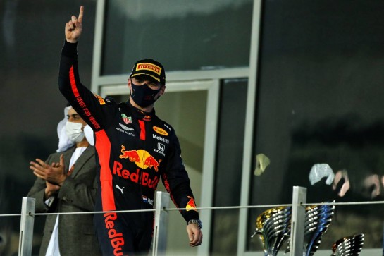 Race winner Max Verstappen (NLD) Red Bull Racing celebrates on the podium.
13.12.2020. Formula 1 World Championship, Rd 17, Abu Dhabi Grand Prix, Yas Marina Circuit, Abu Dhabi, Race Day.
- www.xpbimages.com, EMail: requests@xpbimages.com © Copyright: Moy / XPB Images