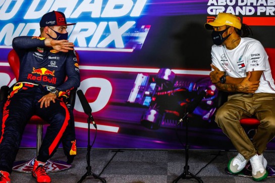 (L to R): Max Verstappen (NLD) Red Bull Racing and Lewis Hamilton (GBR) Mercedes AMG F1 in the post race FIA Press Conference.
13.12.2020. Formula 1 World Championship, Rd 17, Abu Dhabi Grand Prix, Yas Marina Circuit, Abu Dhabi, Race Day.
- www.xpbimages.com, EMail: requests@xpbimages.com © Copyright: FIA Pool Image for Editorial Use Only