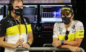 Touchy Abiteboul fends off criticism of Alonso 'young driver' test
