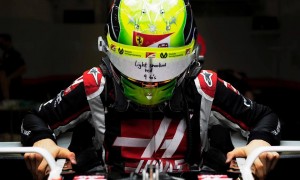 Schumacher to replace Magnussen in Abu Dhabi FP1