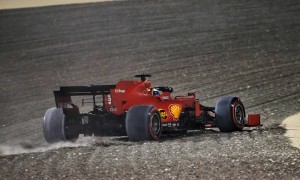 Vettel's FP2 dogged by overly 'aggressive' set-up