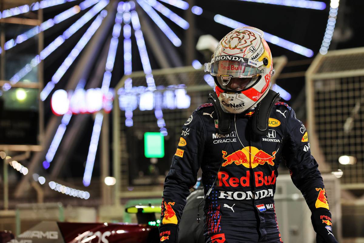 Max Verstappen (NLD) Red Bull Racing in qualifying parc ferme. 27.03.2021. Formula 1 World Championship, Rd 1, Bahrain Grand Prix