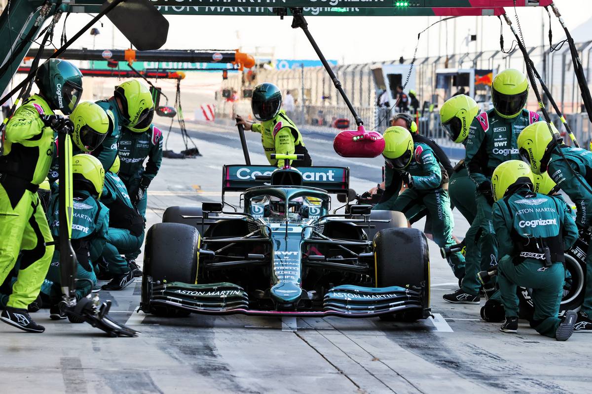 Aston Martin not believing F1 hype surrounding team after Bahrain test