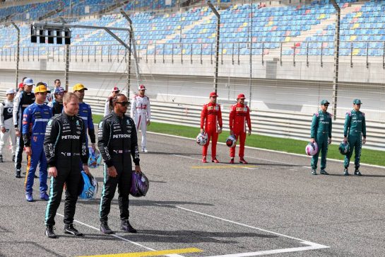 Valtteri Bottas (FIN) Mercedes AMG F1 with team mate Lewis Hamilton (GBR) Mercedes AMG F1.
12.03.2021. Formula 1 Testing, Sakhir, Bahrain, Day One.
- www.xpbimages.com, EMail: requests@xpbimages.com © Copyright: Moy / XPB Images