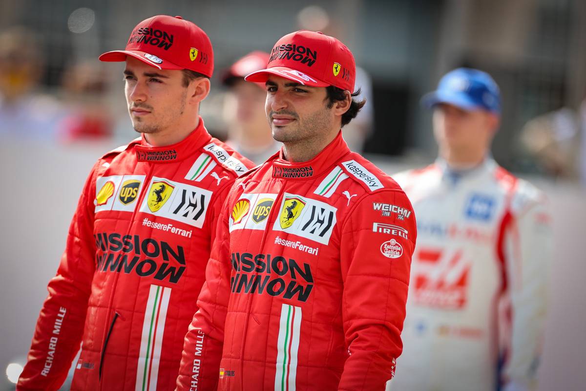 Carlos Sainz Jr (ESP), Scuderia Ferrari and Charles Leclerc (FRA), Scuderia Ferrari 