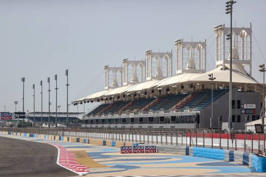 Track Atmosphere 
25.03.2021. Formula 1 World Championship, Rd 1, Bahrain Grand Prix, Sakhir, Bahrain, Preparation Day.
- www.xpbimages.com, EMail: requests@xpbimages.com © Copyright: Charniaux / XPB Images