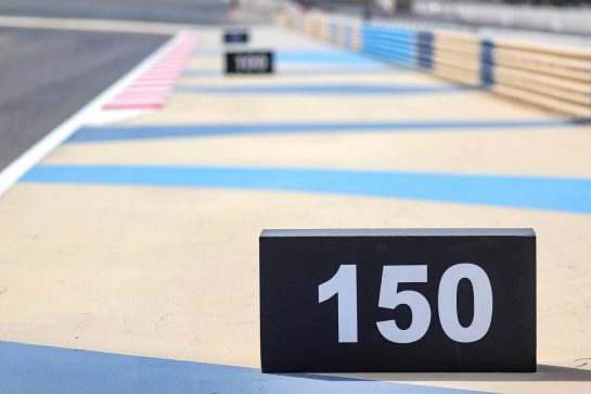 Track Atmosphere 
25.03.2021. Formula 1 World Championship, Rd 1, Bahrain Grand Prix, Sakhir, Bahrain, Preparation Day.
- www.xpbimages.com, EMail: requests@xpbimages.com © Copyright: Charniaux / XPB Images