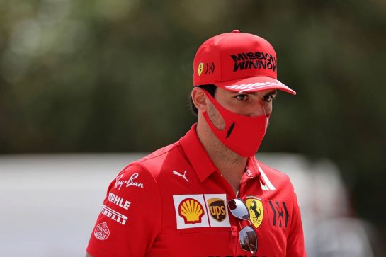Carlos Sainz Jr (ESP), Scuderia Ferrari 
25.03.2021. Formula 1 World Championship, Rd 1, Bahrain Grand Prix, Sakhir, Bahrain, Preparation Day.
- www.xpbimages.com, EMail: requests@xpbimages.com © Copyright: Charniaux / XPB Images
