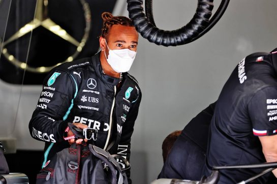 Lewis Hamilton (GBR) Mercedes AMG F1.
25.03.2021. Formula 1 World Championship, Rd 1, Bahrain Grand Prix, Sakhir, Bahrain, Preparation Day.
- www.xpbimages.com, EMail: requests@xpbimages.com © Copyright: Batchelor / XPB Images