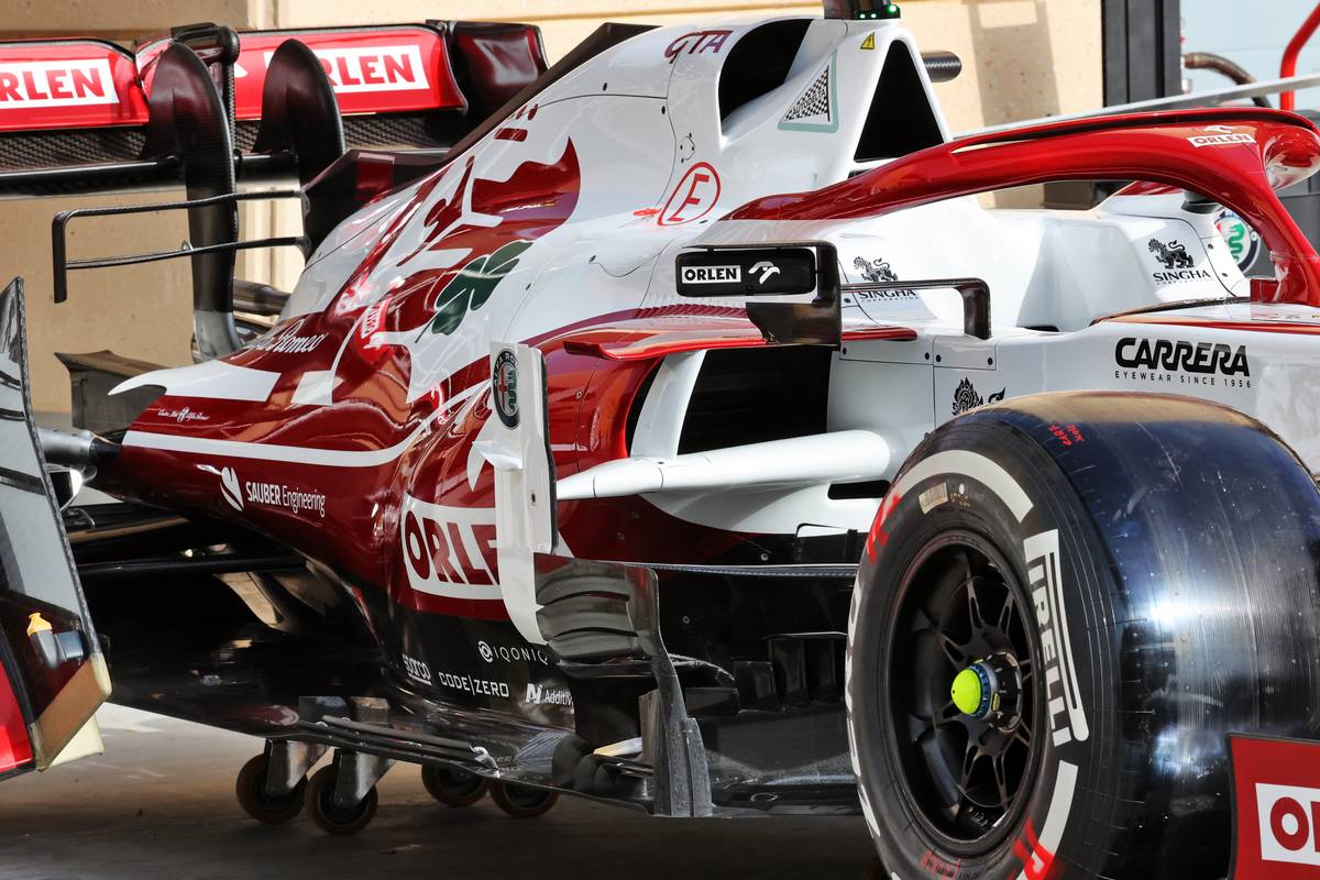 Alfa Romeo Racing C41 sidepod detail. 25.03.2021. Formula 1 World Championship, Rd 1, Bahrain Grand Prix