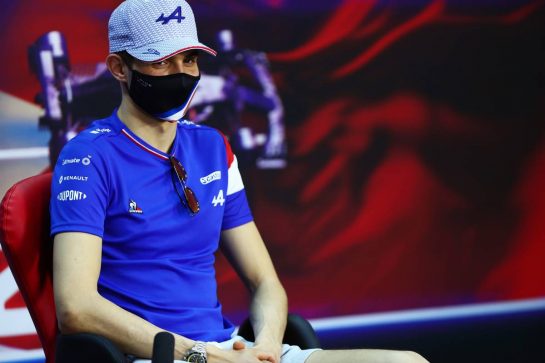 Esteban Ocon (FRA) Alpine F1 Team in the FIA Press Conference.
25.03.2021. Formula 1 World Championship, Rd 1, Bahrain Grand Prix, Sakhir, Bahrain, Preparation Day.
- www.xpbimages.com, EMail: requests@xpbimages.com © Copyright: FIA Pool Image for Editorial Use Only
