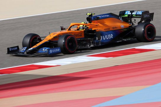 Lando Norris (GBR), McLaren F1 Team 
26.03.2021. Formula 1 World Championship, Rd 1, Bahrain Grand Prix, Sakhir, Bahrain, Practice Day
- www.xpbimages.com, EMail: requests@xpbimages.com © Copyright: Charniaux / XPB Images