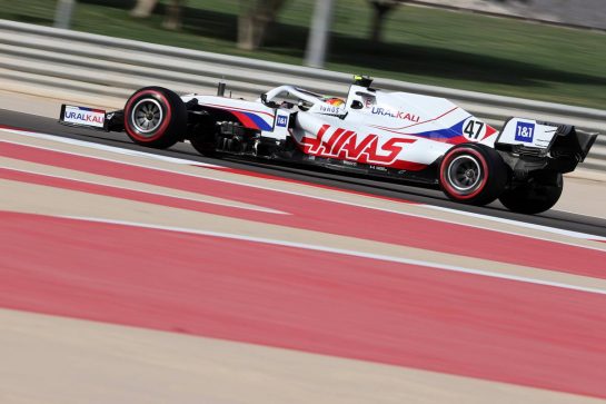 Mick Schumacher (GER), Haas F1 Team 26.03.2021. Formula 1 World Championship, Rd 1, Bahrain Grand Prix, Sakhir, Bahrain, Practice Day- www.xpbimages.com, EMail: requests@xpbimages.com © Copyright: Charniaux / XPB Images