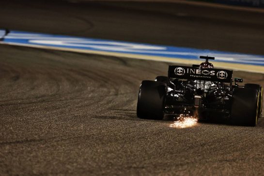 Lewis Hamilton (GBR) Mercedes AMG F1 W12.
27.03.2021. Formula 1 World Championship, Rd 1, Bahrain Grand Prix, Sakhir, Bahrain, Qualifying Day.
- www.xpbimages.com, EMail: requests@xpbimages.com © Copyright: Batchelor / XPB Images
