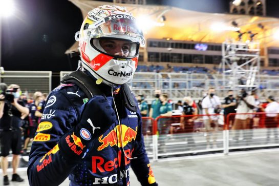 Max Verstappen (NLD) Red Bull Racing celebrates his pole position in qualifying parc ferme.
27.03.2021. Formula 1 World Championship, Rd 1, Bahrain Grand Prix, Sakhir, Bahrain, Qualifying Day.
- www.xpbimages.com, EMail: requests@xpbimages.com © Copyright: Batchelor / XPB Images