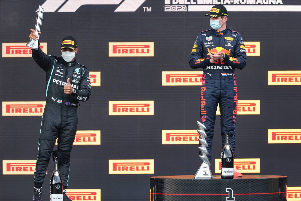 Lewis Hamilton (GBR), Mercedes AMG F1 , Max Verstappen (NLD), Red Bull Racing 18.04.2021. Formula 1 World Championship, Rd 2, Emilia Romagna Grand Prix, Imola