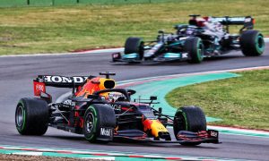 Verstappen wins chaotic Emilia Romagna GP, Hamilton scrambles to P2