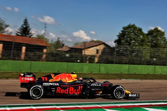 Sergio Perez (MEX) Red Bull Racing RB16B.
16.04.2021. Formula 1 World Championship, Rd 2, Emilia Romagna Grand Prix, Imola, Italy, Practice Day.
- www.xpbimages.com, EMail: requests@xpbimages.com © Copyright: Batchelor / XPB Images